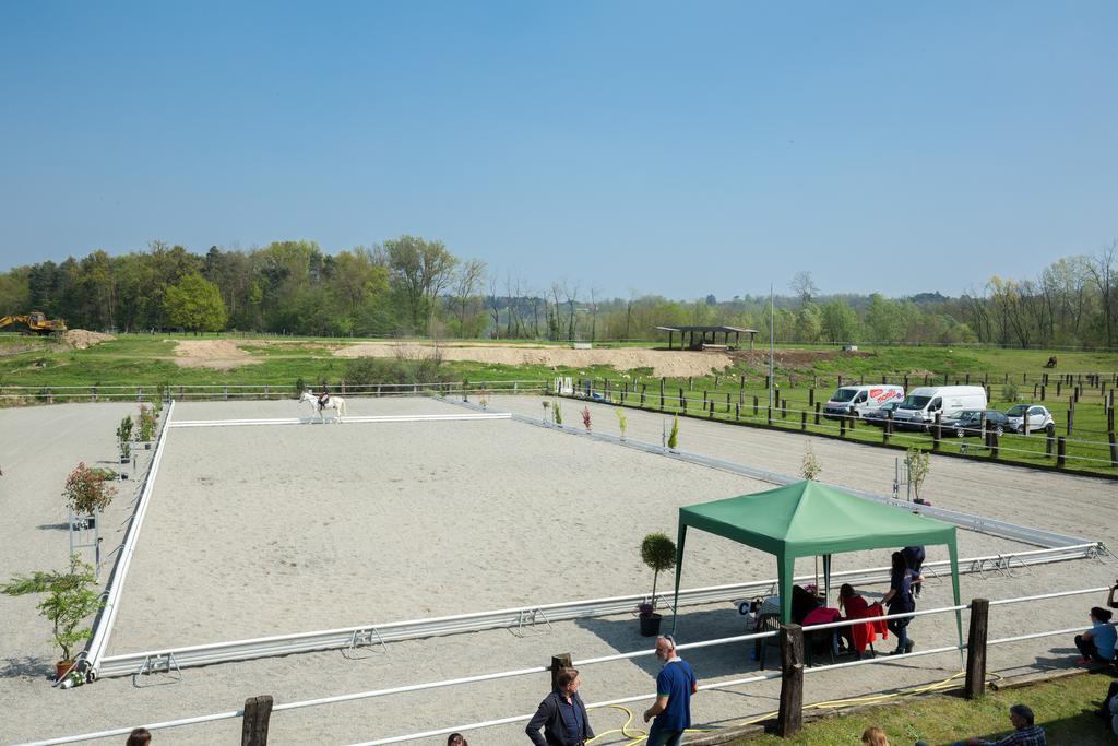 Agriturismo Jesson Rosamund Cantù Zewnętrze zdjęcie