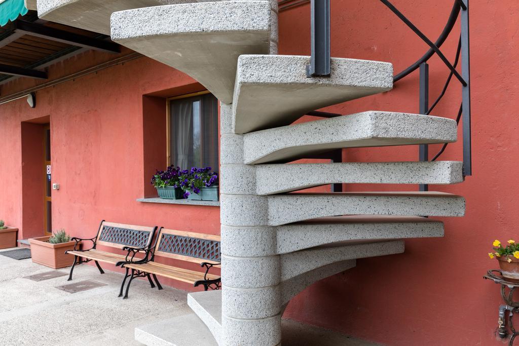 Agriturismo Jesson Rosamund Cantù Zewnętrze zdjęcie
